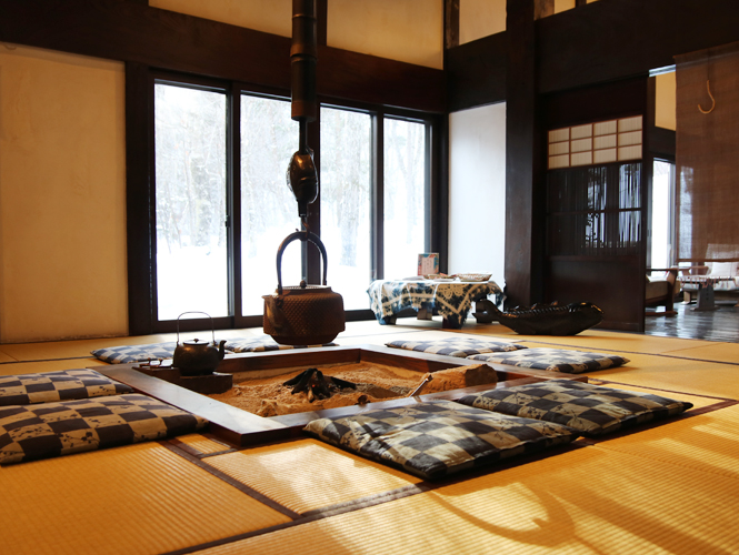 渾樸溫暖，地爐料理