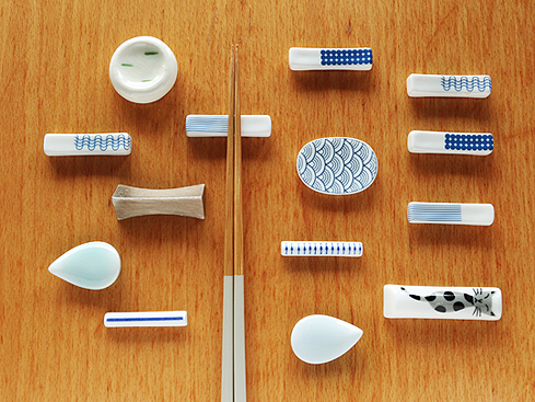 應更灑脫，筷架