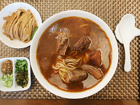 2020.05.02 牛爸爸牛肉麵