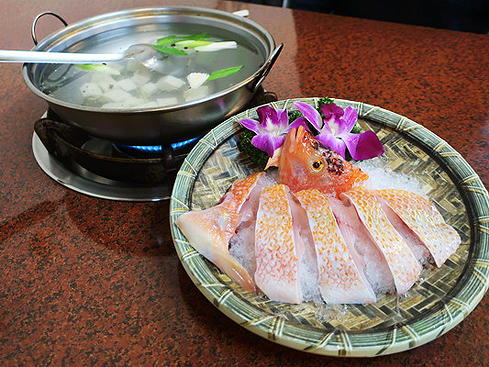 2021.11.17 南投魚池 日月潭紅茶鄉土雞城