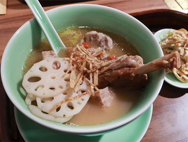 2025.08.23 青嬌膠原麵館