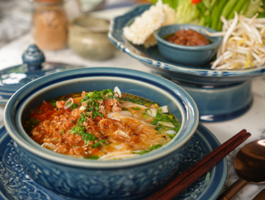 寮國食之魅（下）：米粉湯，以及菜市場