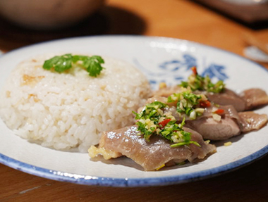 2026.01.02～01.09《昨日的美食》之簡易版一鍋炊海南雞飯