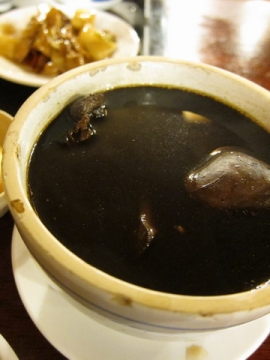 2010.06.14 何首烏皇帝雞