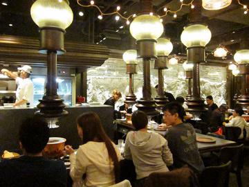 2010.12.11 紅酒乾杯 燒肉小酒館