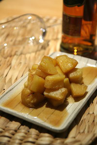 芳醇甜美,酒香蜂蜜肉桂鳳梨