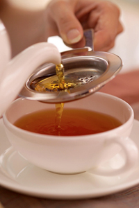 西傳東漸，紅茶器具演進